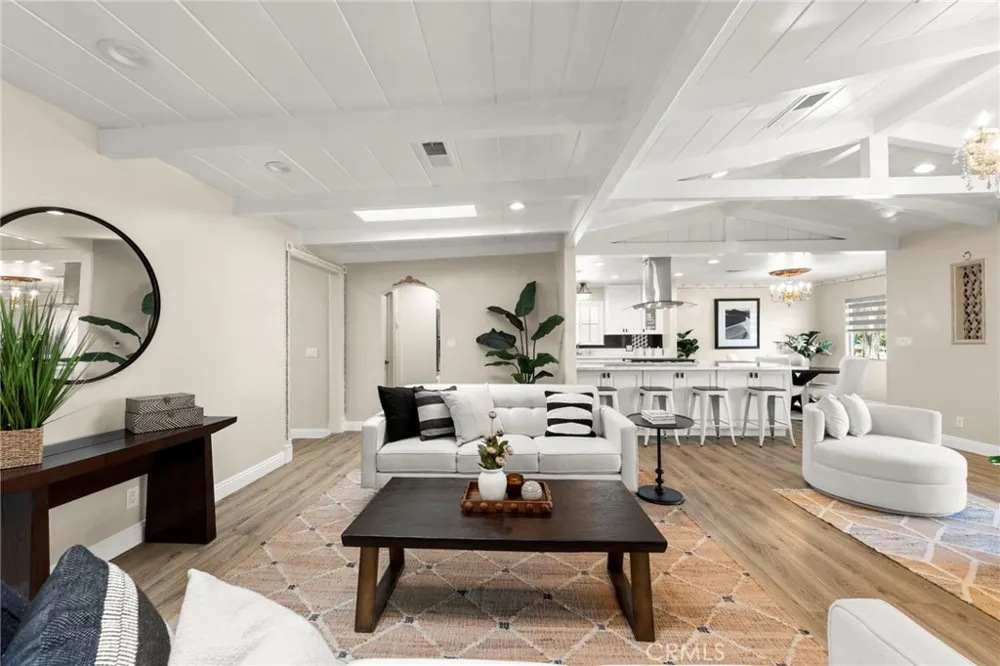 14502 Broadway Whittier, CA 90604