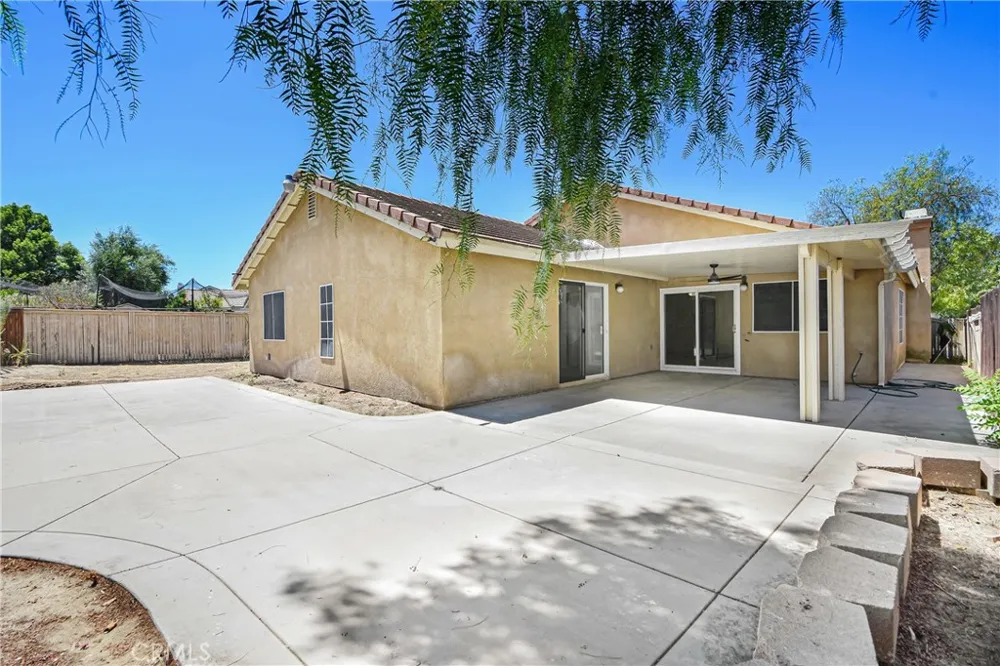 1639 Apapas San Jacinto, CA 92583