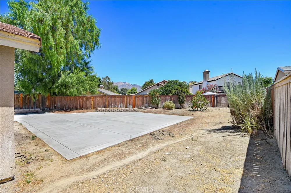 1639 Apapas San Jacinto, CA 92583