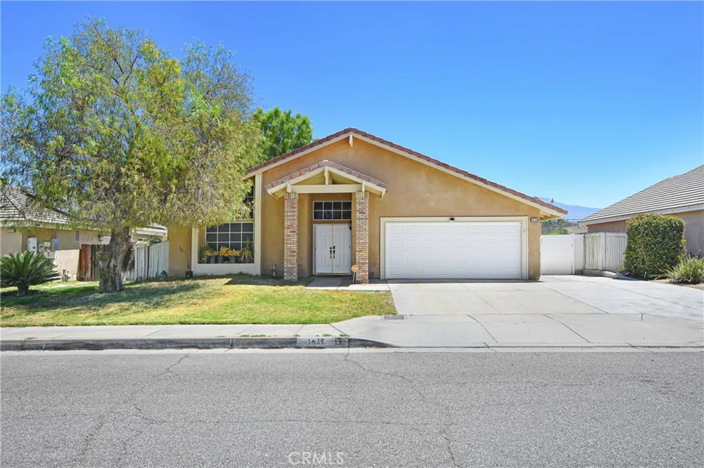 1639 Apapas San Jacinto, CA 92583