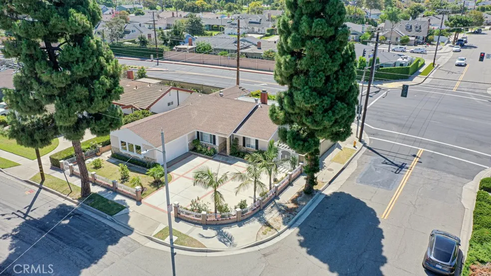 5282 Richmond Garden Grove, CA 92845