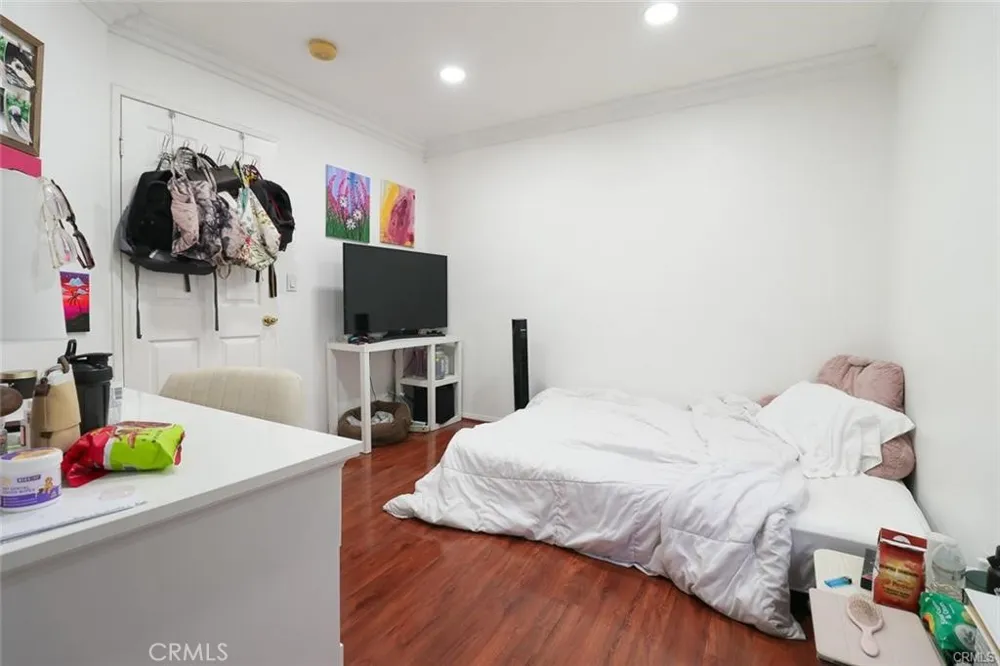 10061 15th Street Garden Grove, CA 92843