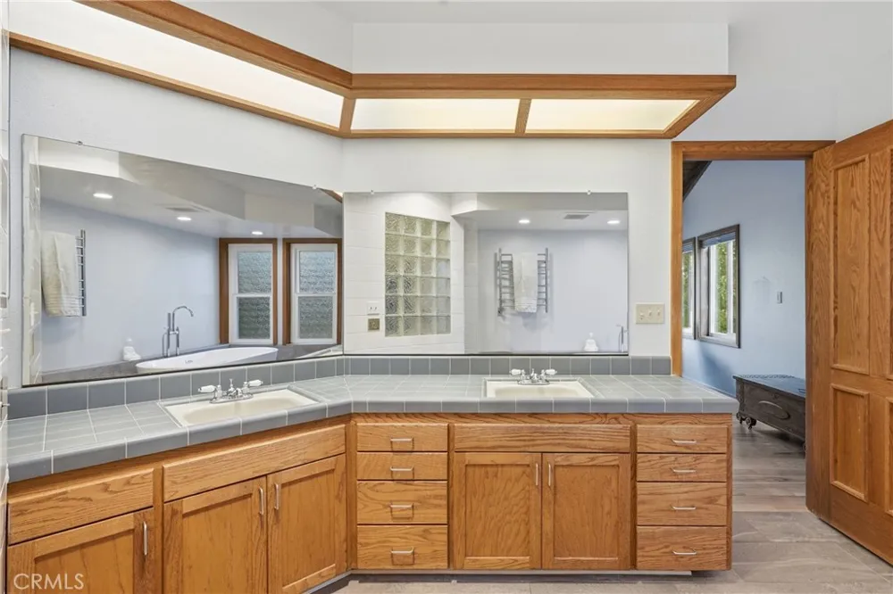 3315 Barranca San Luis Obispo, CA 93401