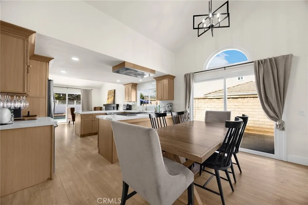 24642 Via Vallarta Yorba Linda, CA 92887