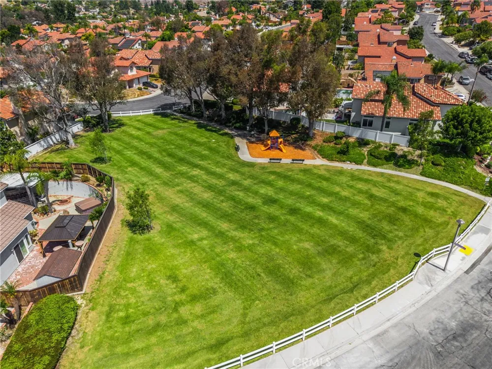 24642 Via Vallarta Yorba Linda, CA 92887