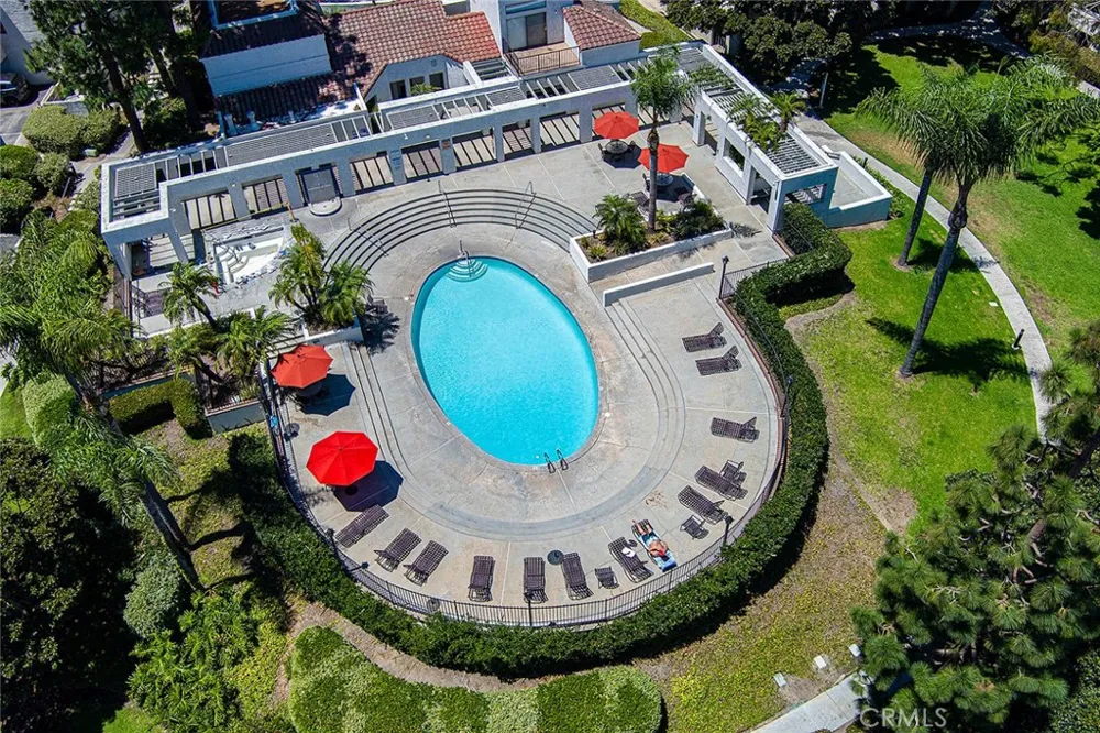 5032 Dorado Drive #202 Huntington Beach, CA 92649