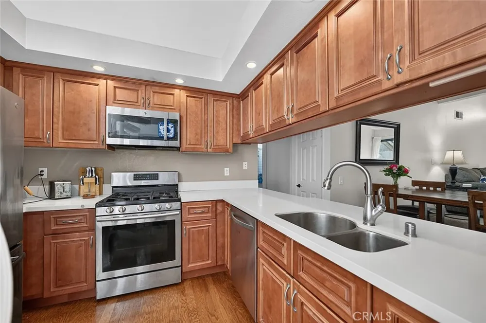 5032 Dorado Drive #202 Huntington Beach, CA 92649