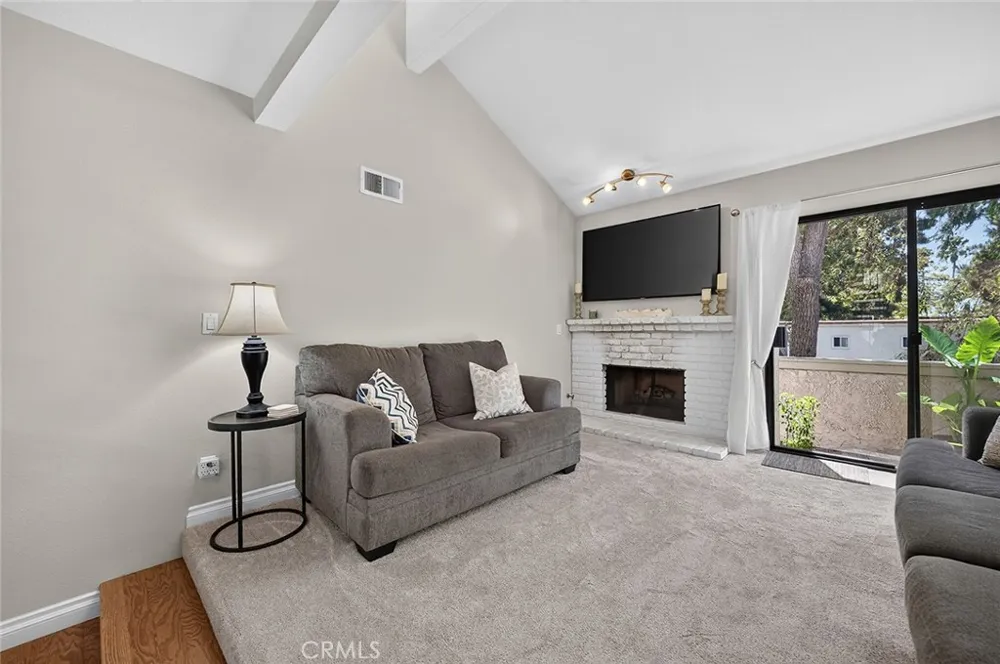 5032 Dorado Drive #202 Huntington Beach, CA 92649