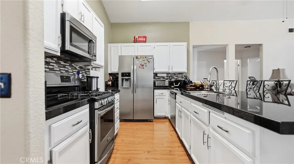 14405 Cedar Hesperia, CA 92344