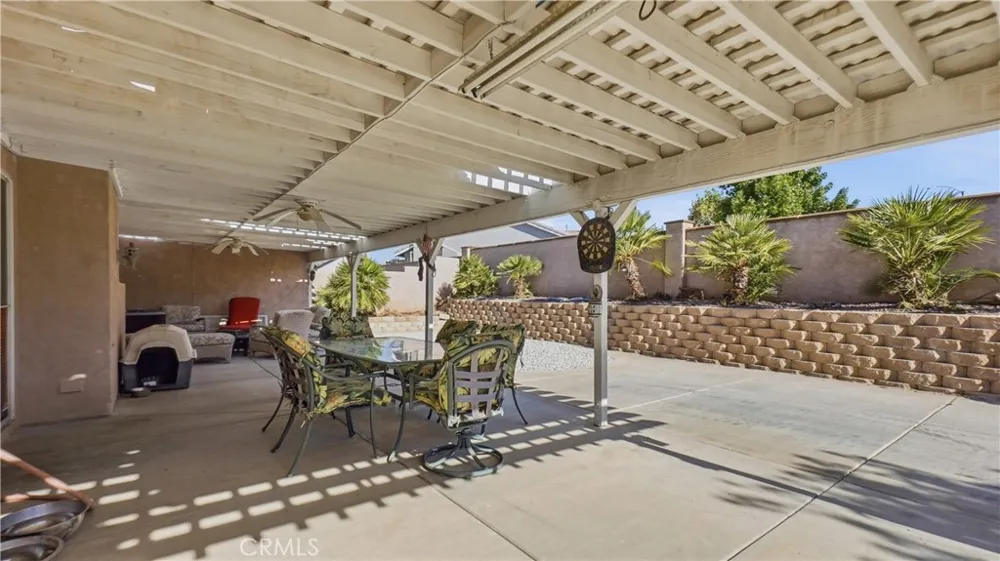 14405 Cedar Hesperia, CA 92344