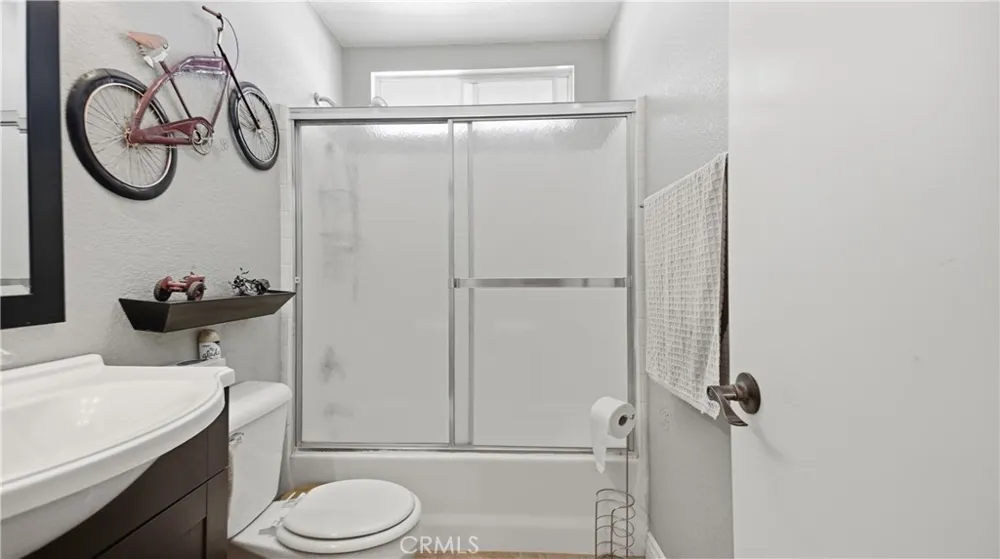 14405 Cedar Hesperia, CA 92344