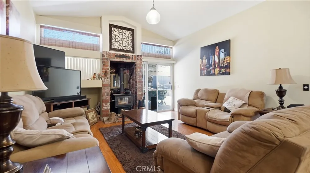 14405 Cedar Hesperia, CA 92344