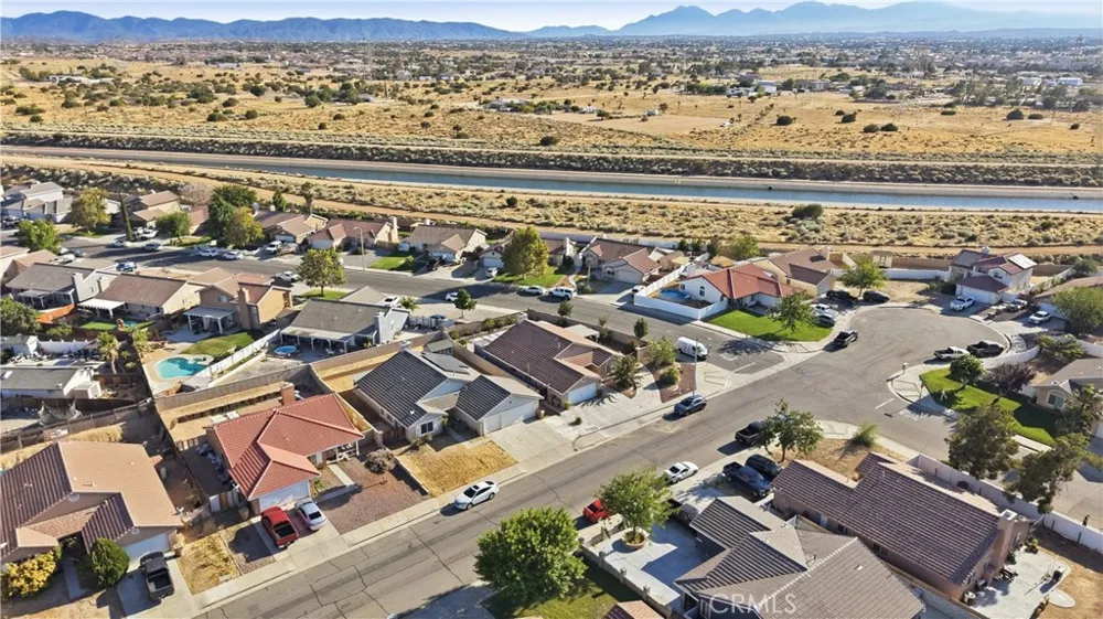 14405 Cedar Hesperia, CA 92344