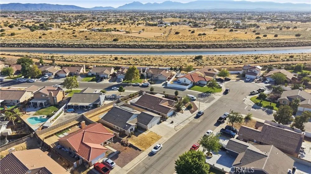 14405 Cedar Hesperia, CA 92344