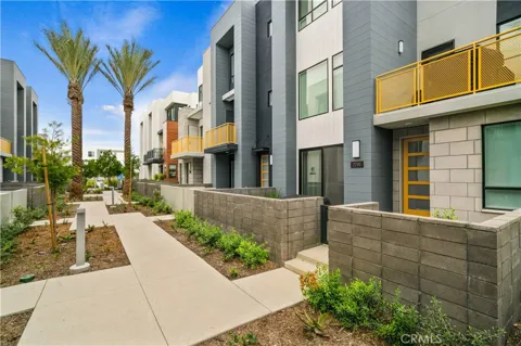 2186 Skylar Place