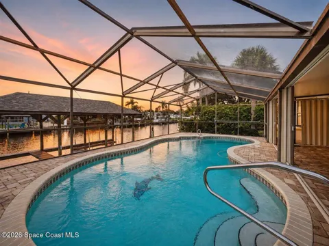 424 Cardinal Drive