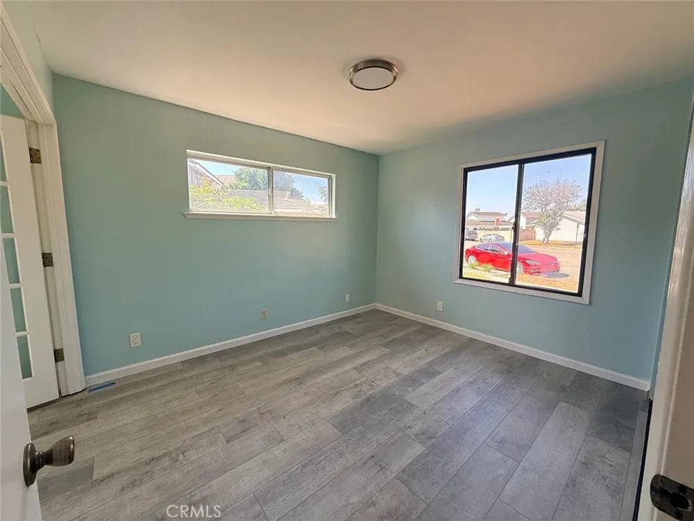 17530 Chestnut Fountain Valley, CA 92708