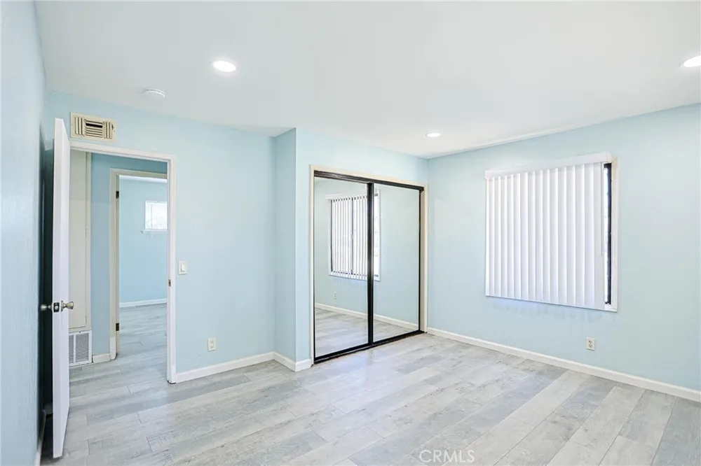 17530 Chestnut Fountain Valley, CA 92708