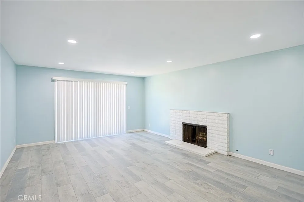 17530 Chestnut Fountain Valley, CA 92708