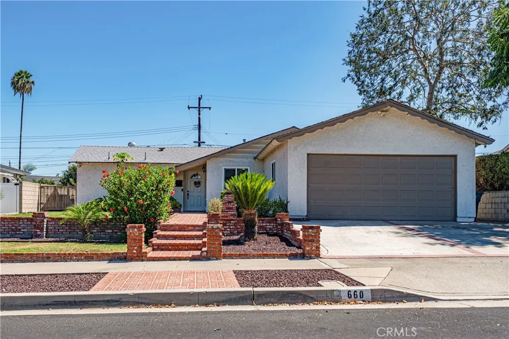660 Buena Vista Avenue La Habra, CA 90631