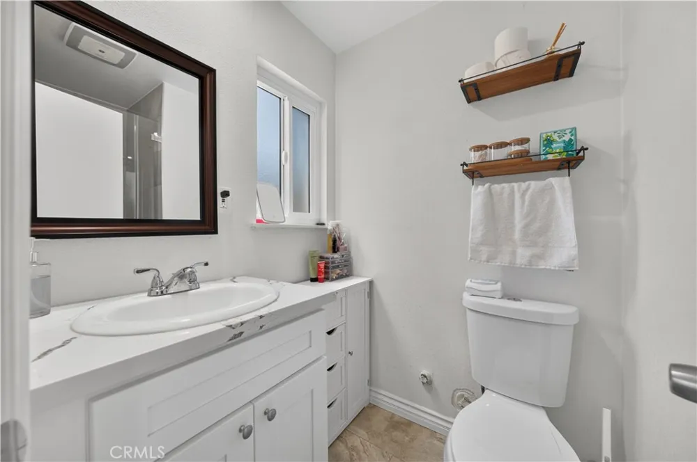 660 Buena Vista Avenue La Habra, CA 90631