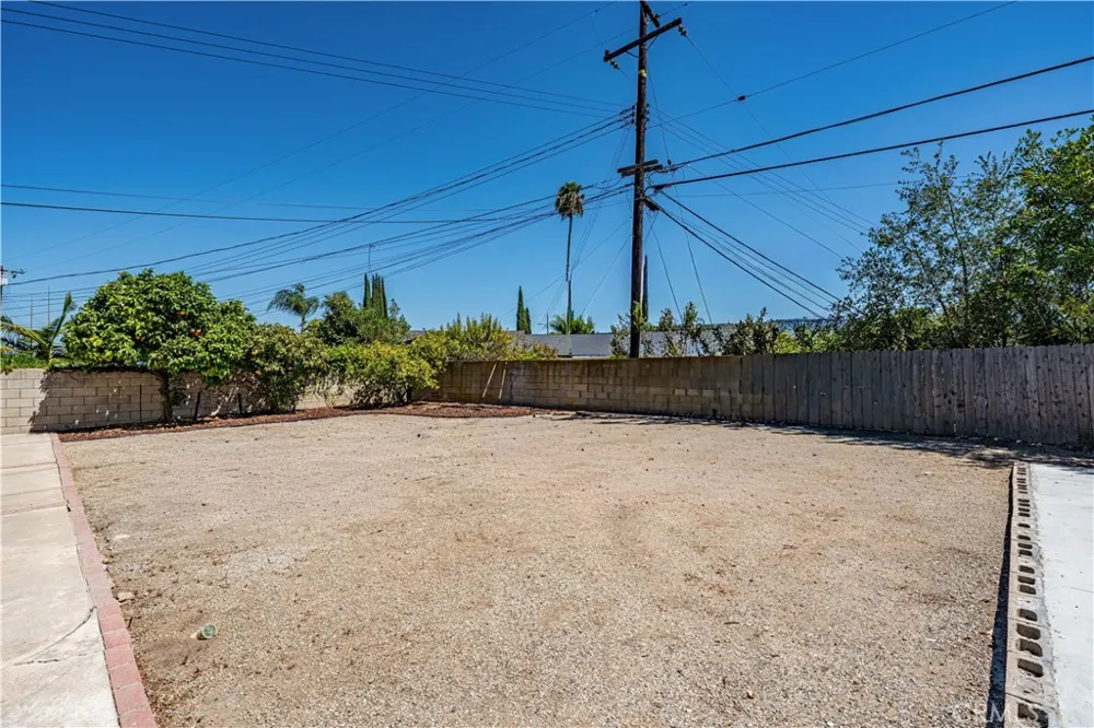 660 Buena Vista Avenue La Habra, CA 90631