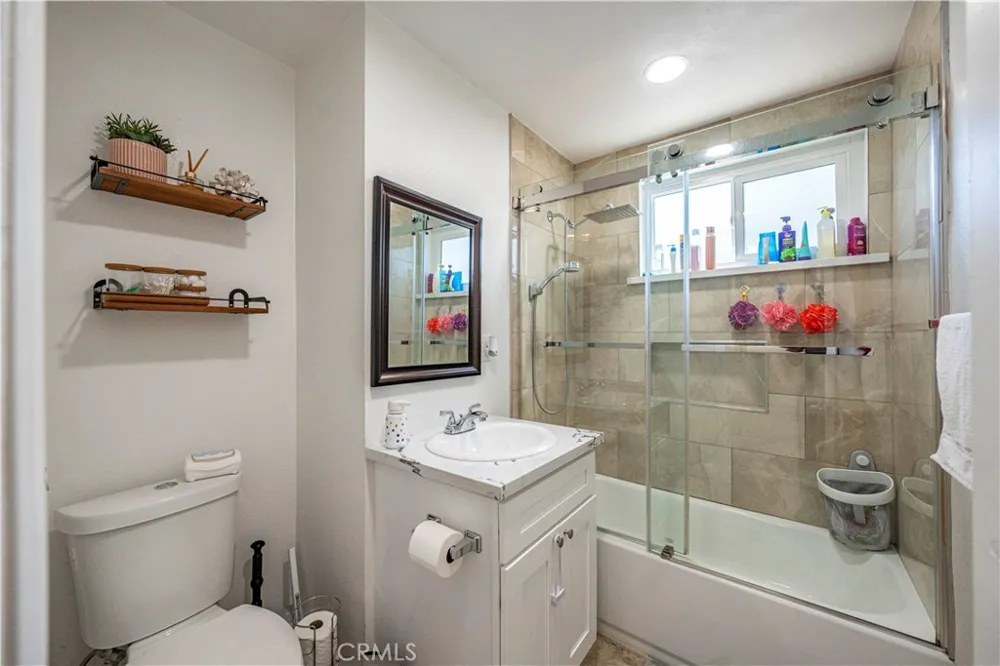 660 Buena Vista Avenue La Habra, CA 90631