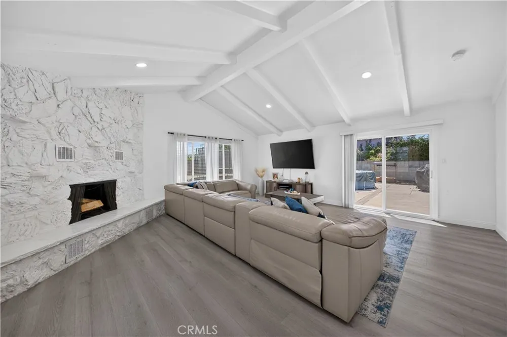 660 Buena Vista Avenue La Habra, CA 90631