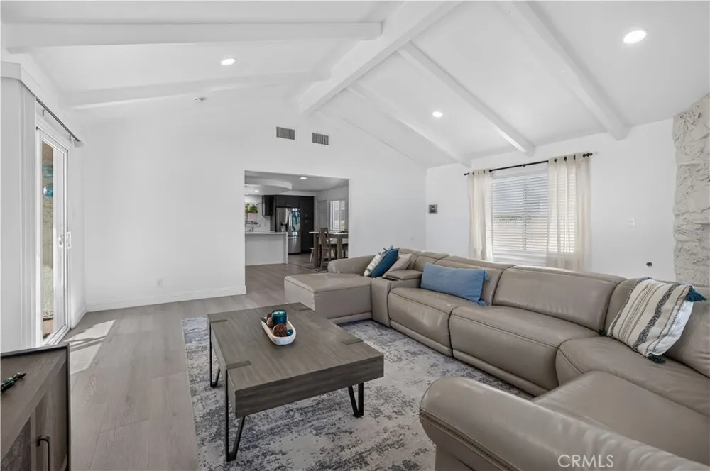 660 Buena Vista Avenue La Habra, CA 90631