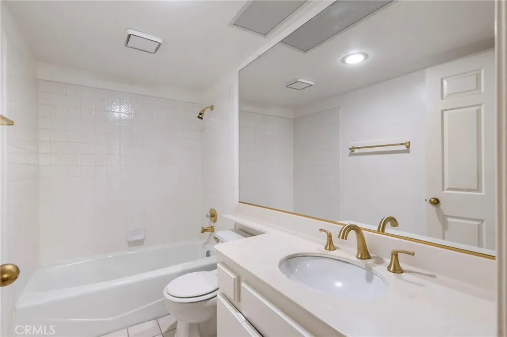 28004 S Western Avenue #115 San Pedro, CA 90732