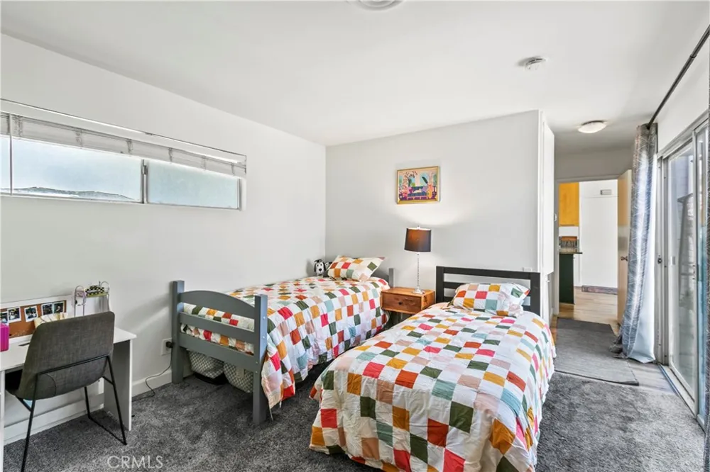 158 Marywood Claremont, CA 91711