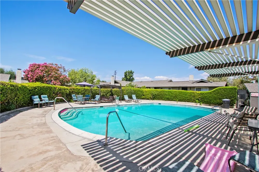 158 Marywood Claremont, CA 91711