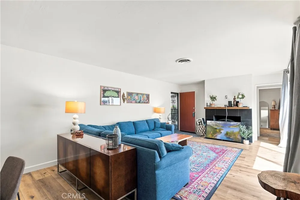 158 Marywood Claremont, CA 91711