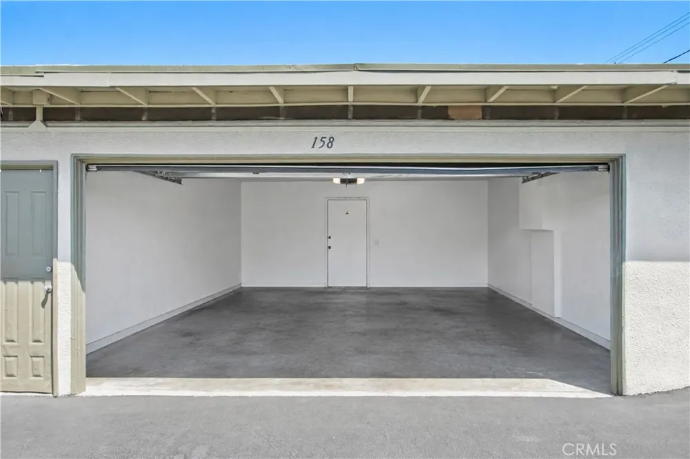 158 Marywood Claremont, CA 91711