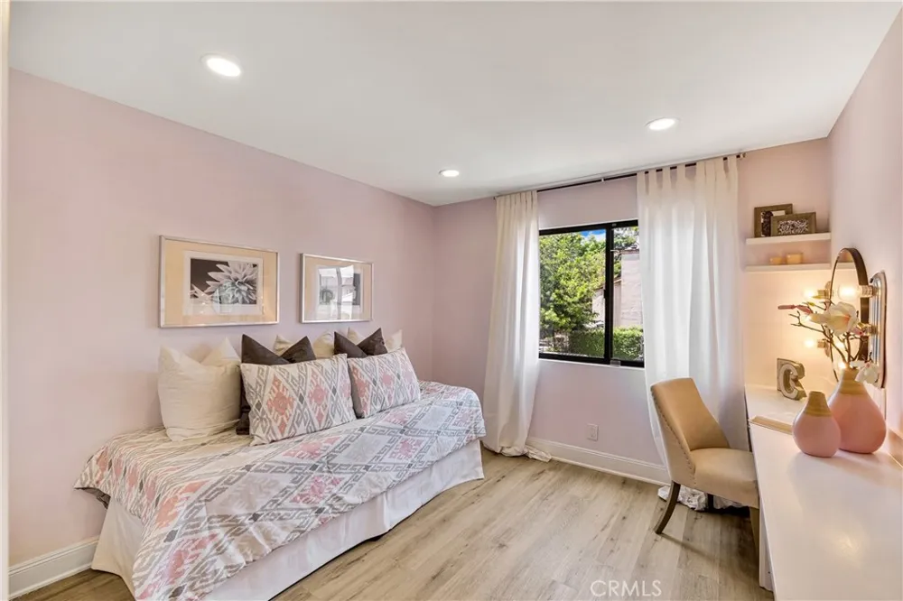 6431 Rugby Avenue #E Huntington Park, CA 90255