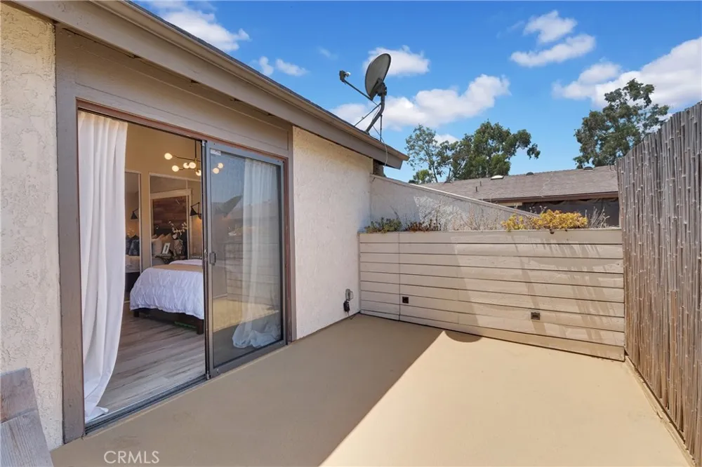 6431 Rugby Avenue #E Huntington Park, CA 90255