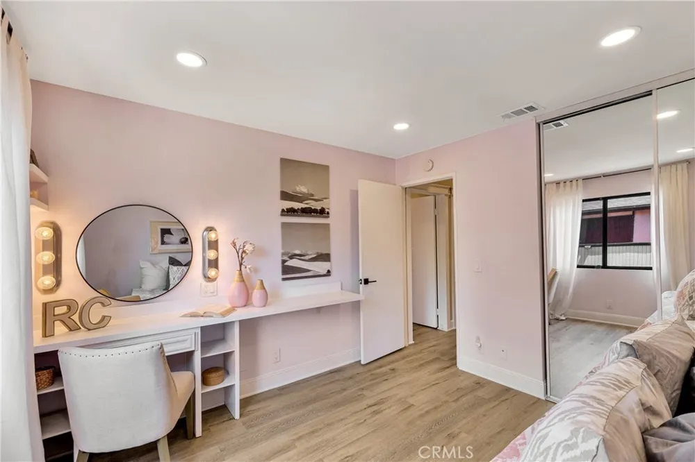 6431 Rugby Avenue #E Huntington Park, CA 90255
