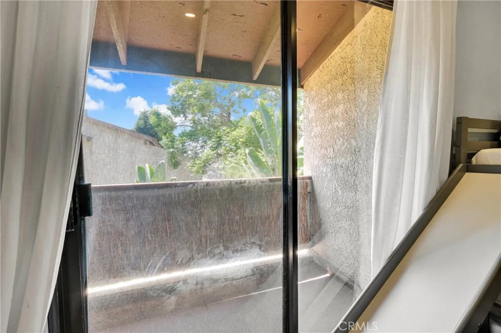 6431 Rugby Avenue #E Huntington Park, CA 90255