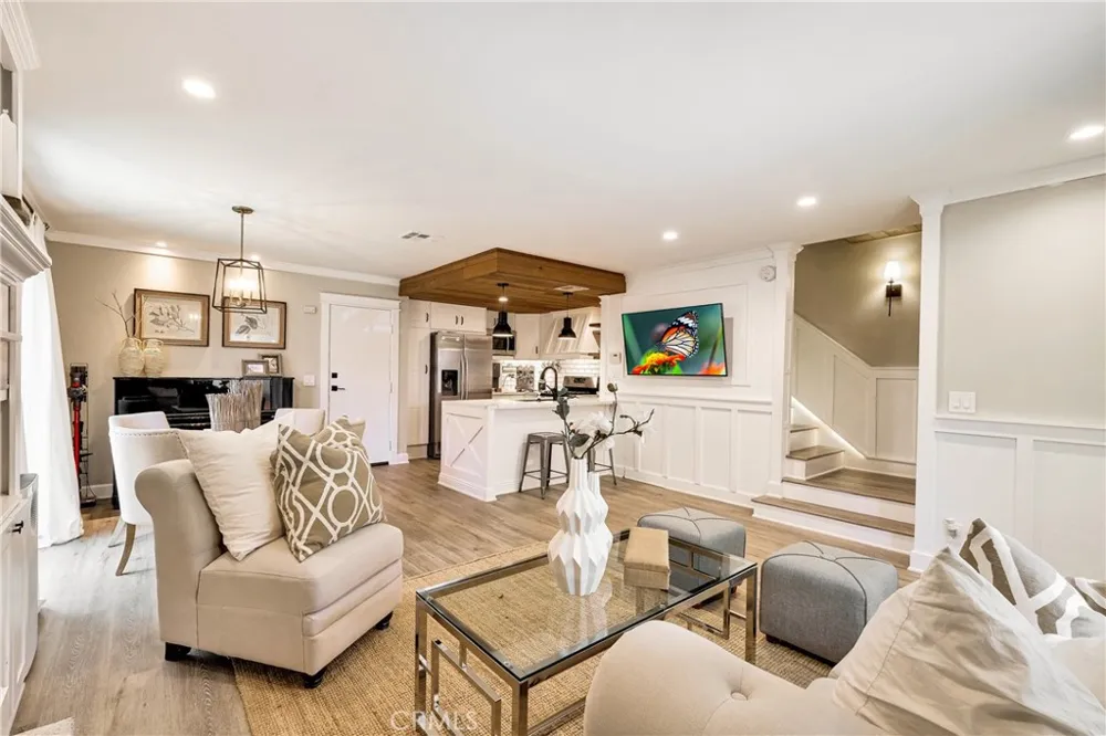 6431 Rugby Avenue #E Huntington Park, CA 90255