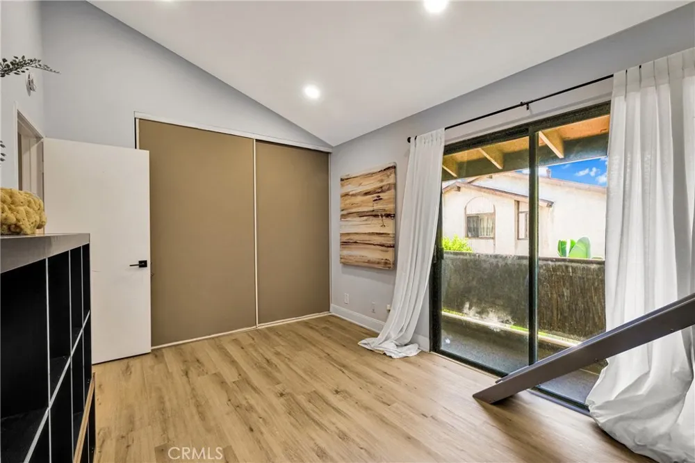6431 Rugby Avenue #E Huntington Park, CA 90255