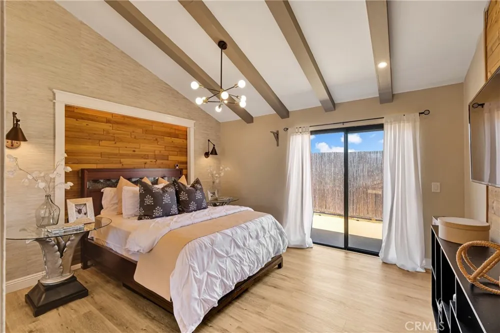 6431 Rugby Avenue #E Huntington Park, CA 90255
