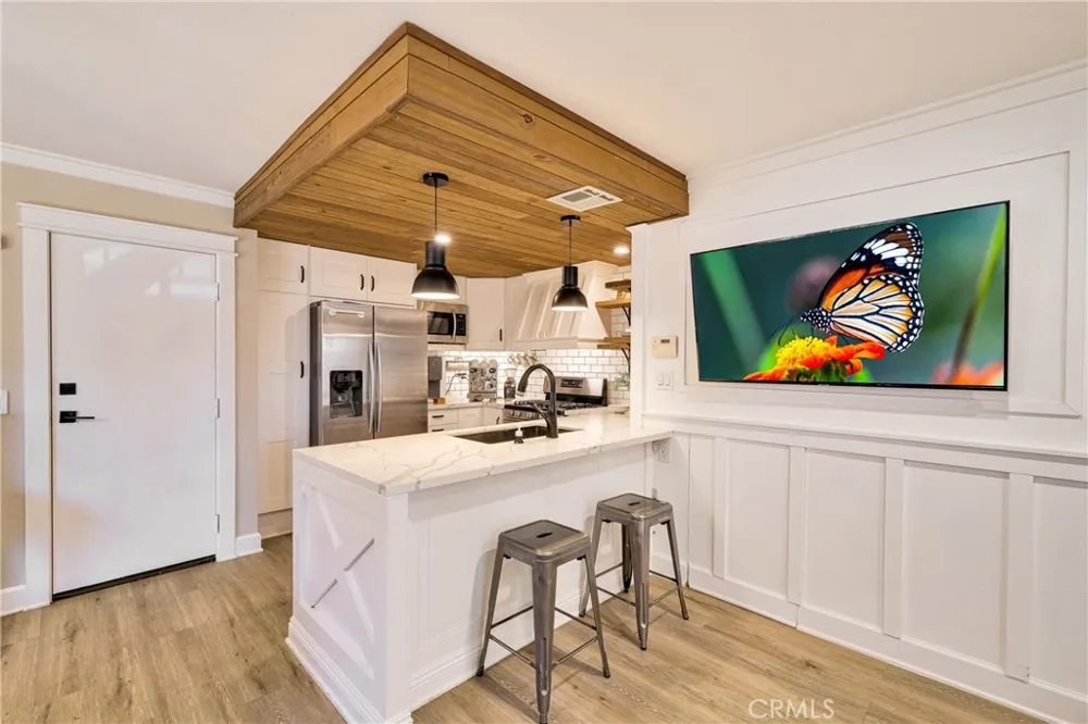 6431 Rugby Avenue #E Huntington Park, CA 90255