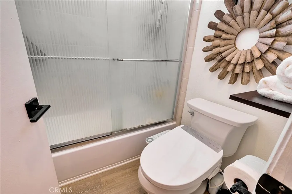 6431 Rugby Avenue #E Huntington Park, CA 90255