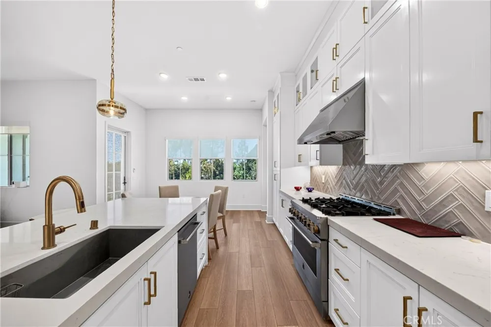 8896 Los Coyotes Court #410 Buena Park, CA 90621