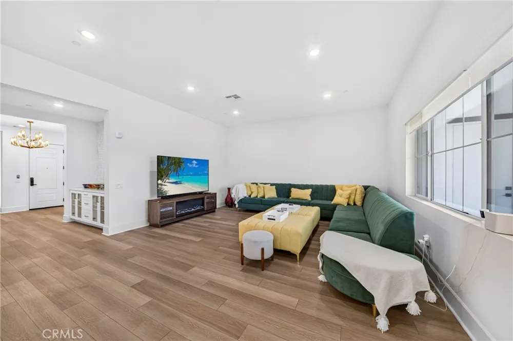 8896 Los Coyotes Court #410 Buena Park, CA 90621