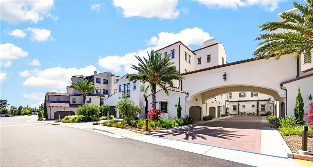 8896 Los Coyotes Court #410 Buena Park, CA 90621