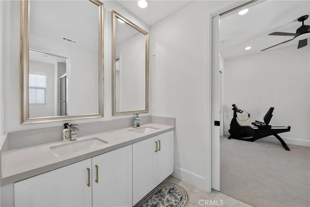 8896 Los Coyotes Court #410 Buena Park, CA 90621