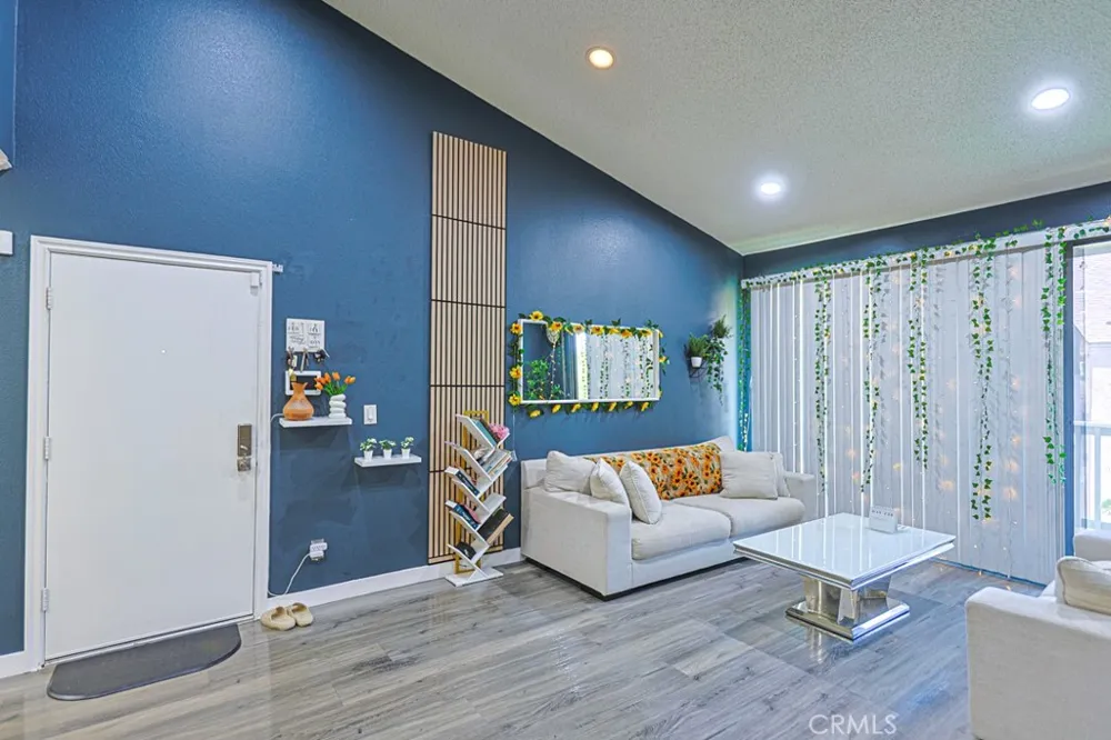 10571 LAKESIDE DRIVE S #178 Garden Grove, CA 92840