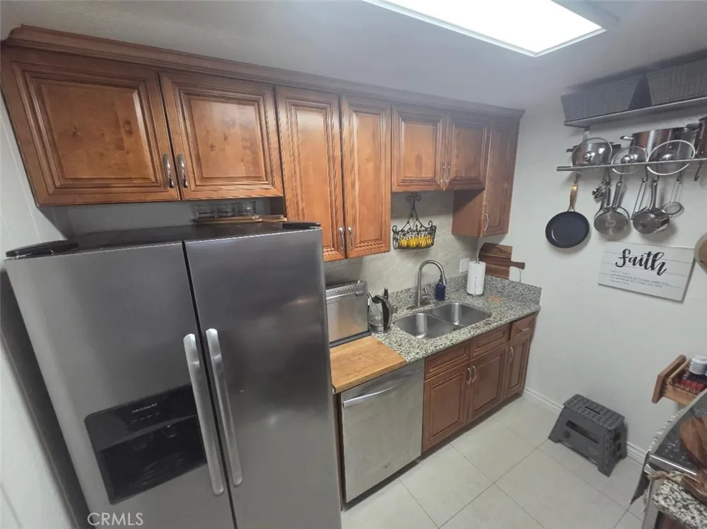 1010 W Macarthur Boulevard #77 Santa Ana, CA 92707