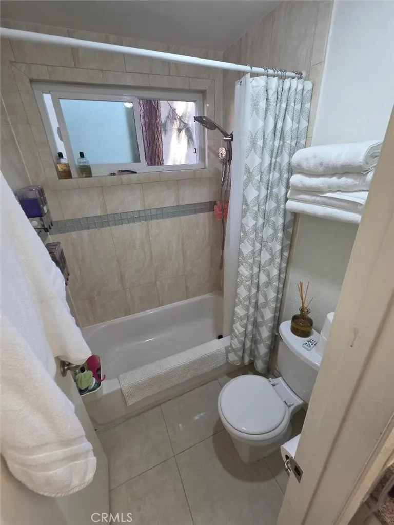 1010 W Macarthur Boulevard #77 Santa Ana, CA 92707